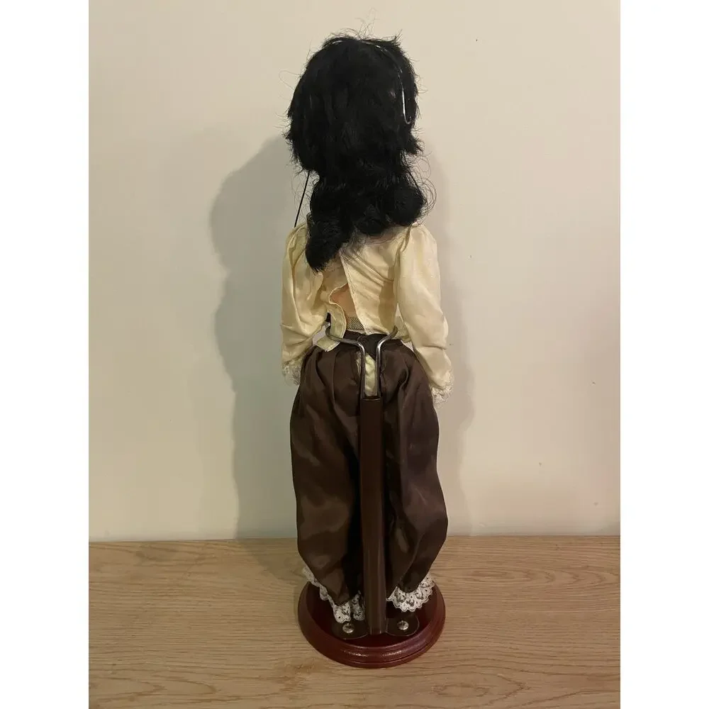 VTG 1981 A&H Bell System Telephone Operator Pioneers of America Doll w Stand